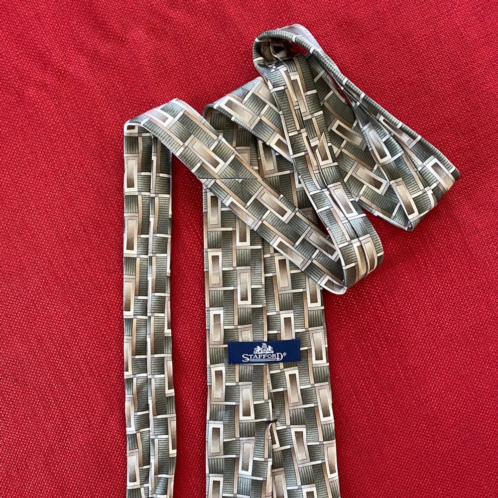 Stratford green gray silk hand made tie - Picture 8 of 8